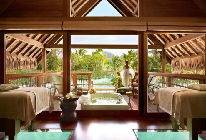 Four Seasons Bora Bora suite