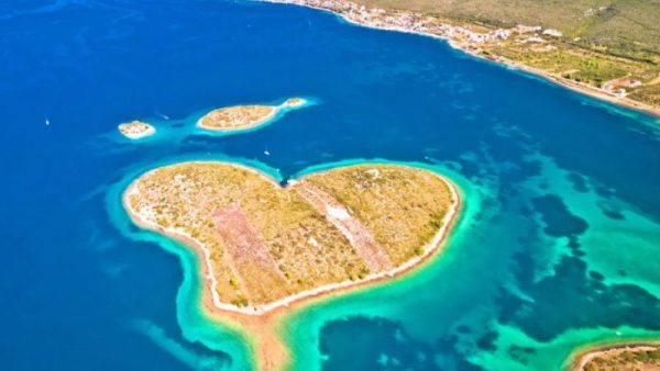 l'Isola dell'Amore a Galesno, Croatia