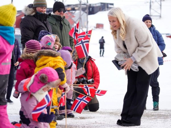 La principessa di Norvegia fuori dalle Svalbard